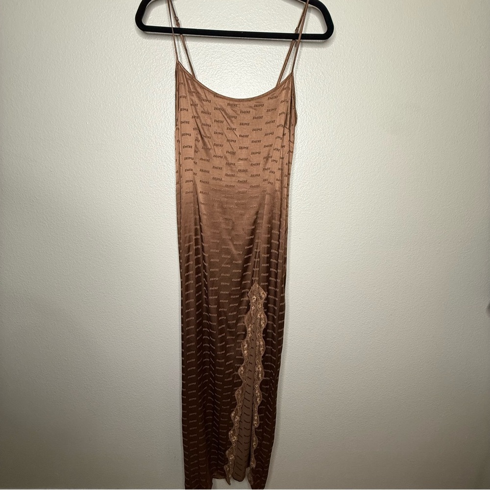 SKIMS‎ Woven Jacquard Logo Slip Dress - Picture 4 of 5
